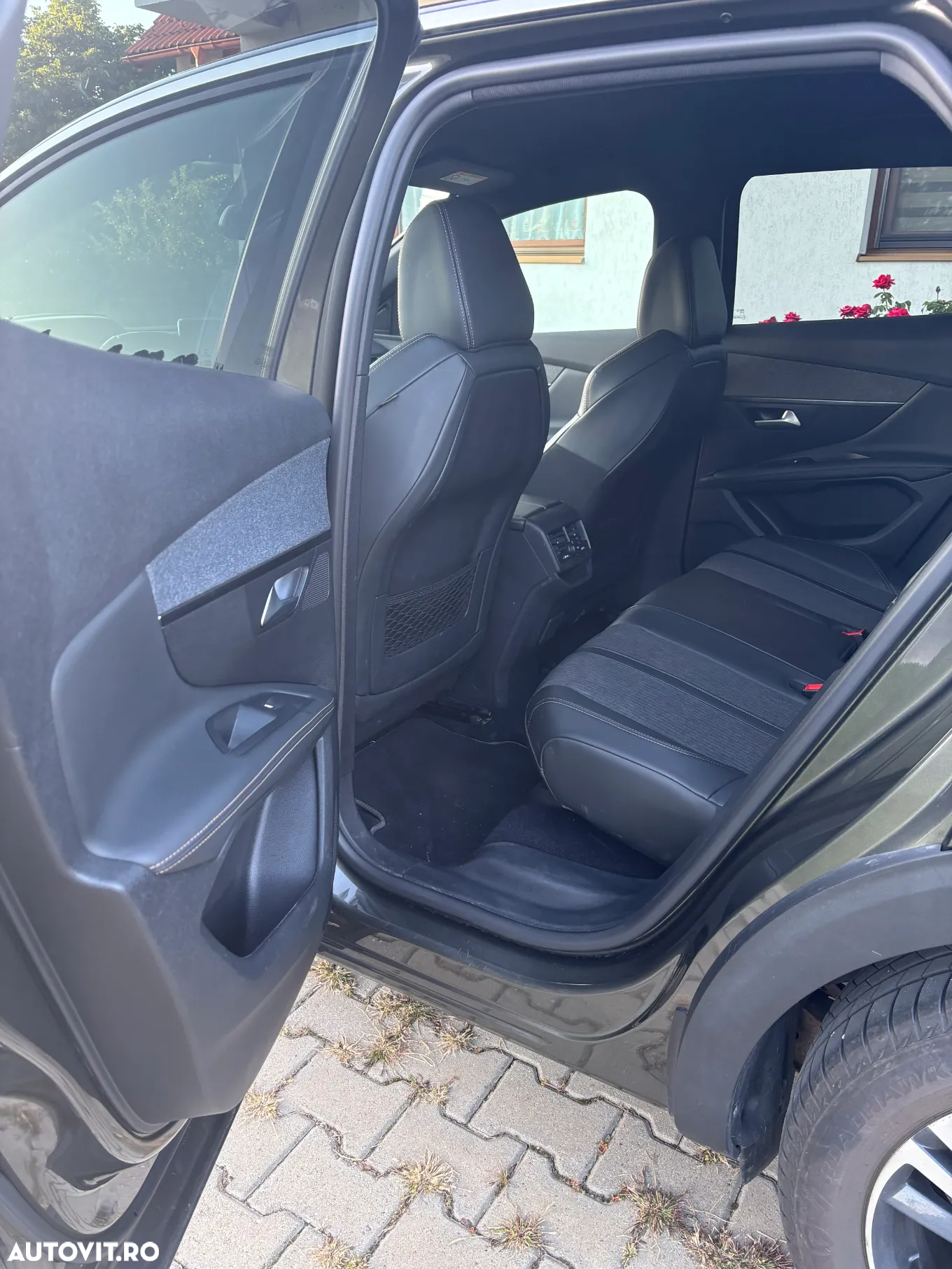Peugeot 3008 PureTech 180 Stop & Start GPF EAT8 GT Pack - 4