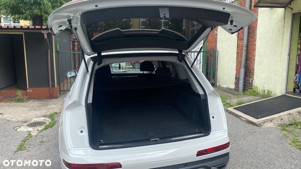 Audi Q7 - 7