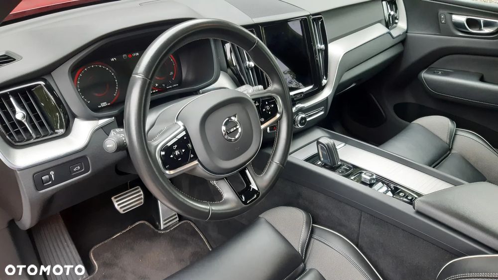 Volvo XC 60 B4 B R-Design - 10