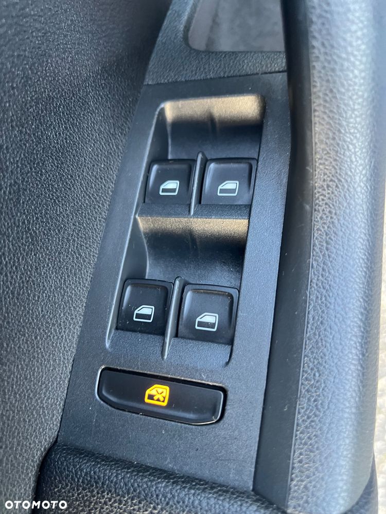 Skoda Octavia 2.0 TDI RS DSG - 33