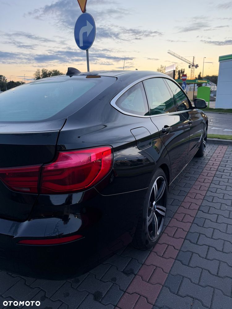BMW 3GT 320i GPF xDrive Sport - 3
