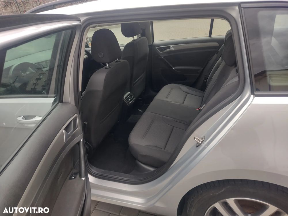 Volkswagen Golf 2.0 TDI (BlueMotion Technology) Highline - 5