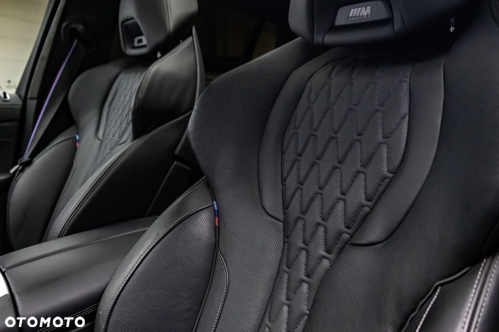 BMW X6 - 18