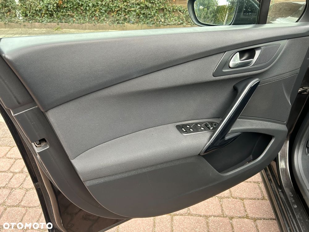 Peugeot 508 HDi FAP 140 Family - 10