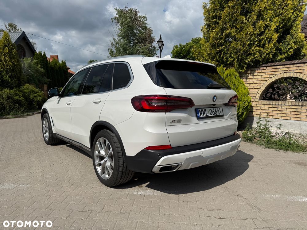 BMW X5 xDrive30d mHEV - 16