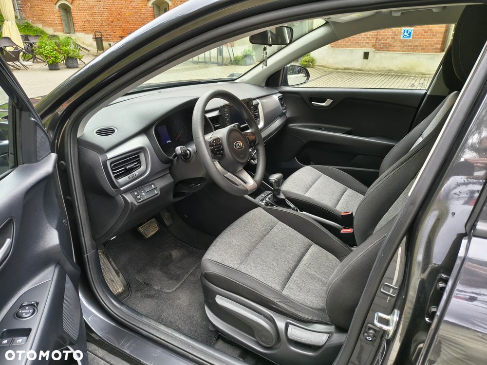 Kia Stonic 1.4 M - 8