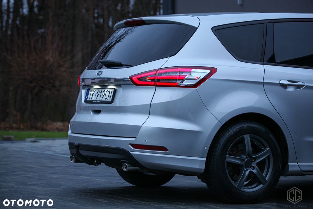 Ford S-Max - 19