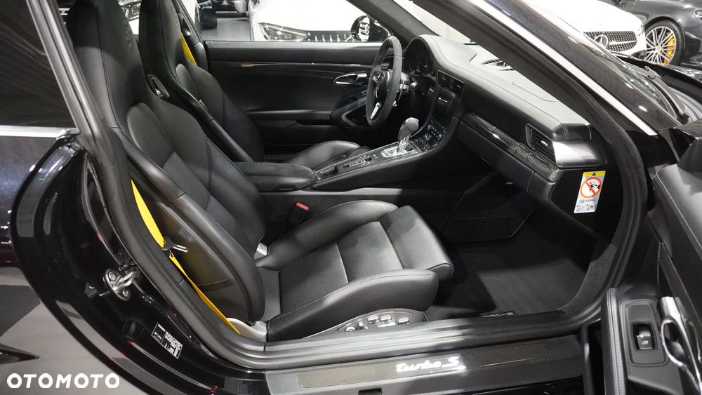 Porsche 911 Turbo S - 9