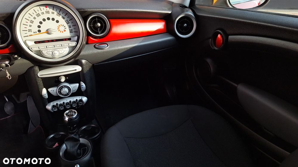 MINI ONE Standard - 16