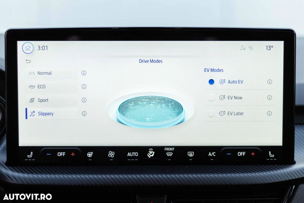 Ford Kuga 2.5 Duratec FWD PHEV ST-Line - 23