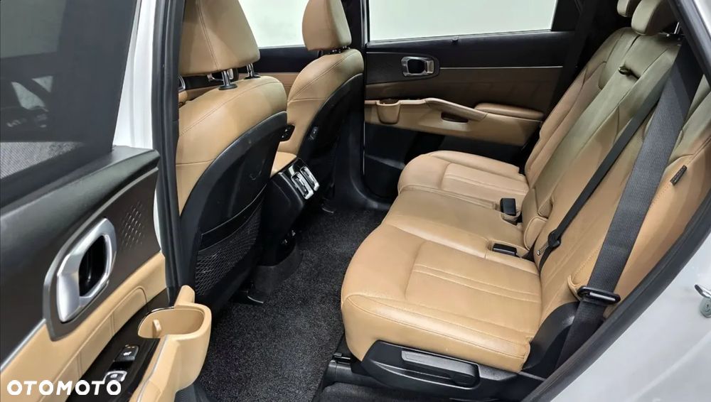 Kia Sorento 1.6 T-GDI HEV Prestige Line 6os - 8