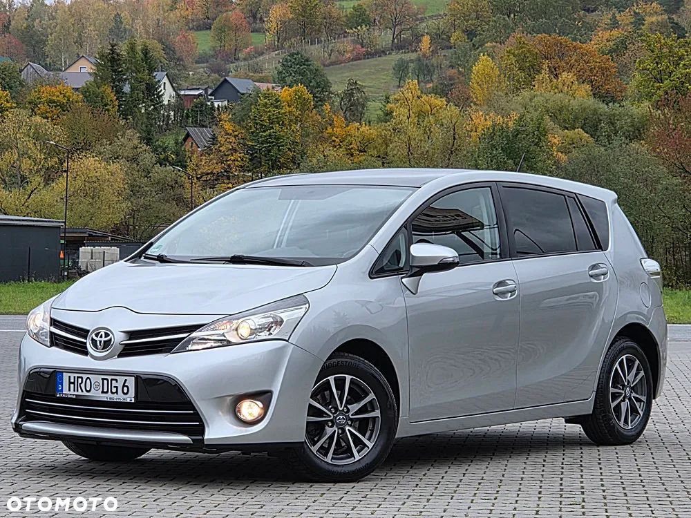 Toyota Verso 2014 photo 3