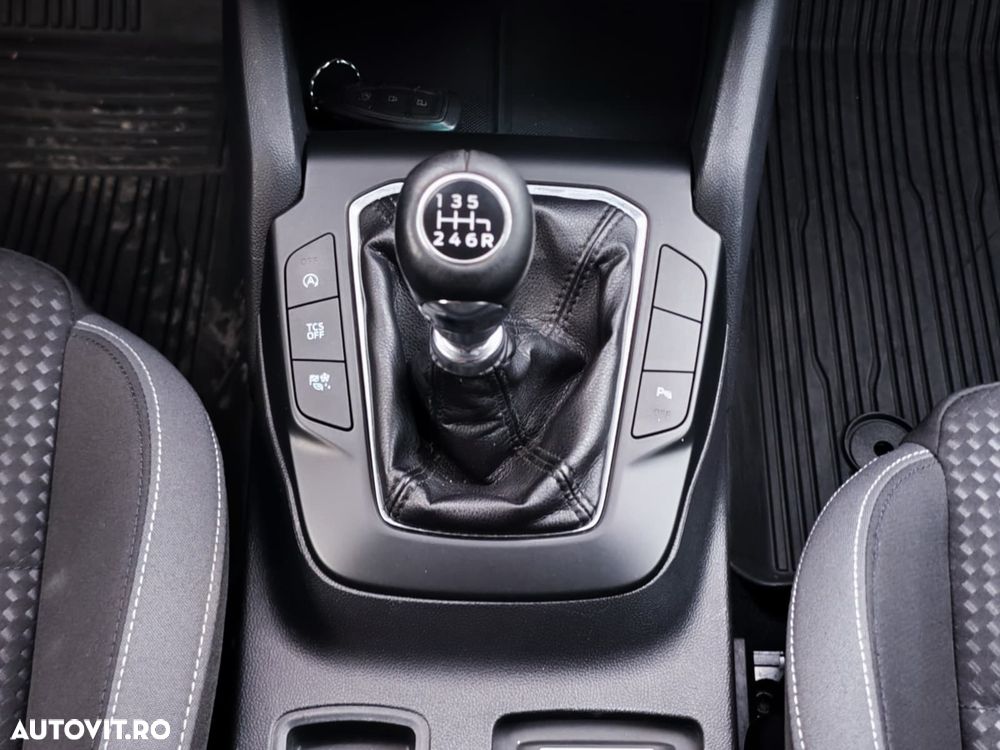 Ford Focus 1.0 EcoBoost Hybrid ACTIVE DESIGN - 20