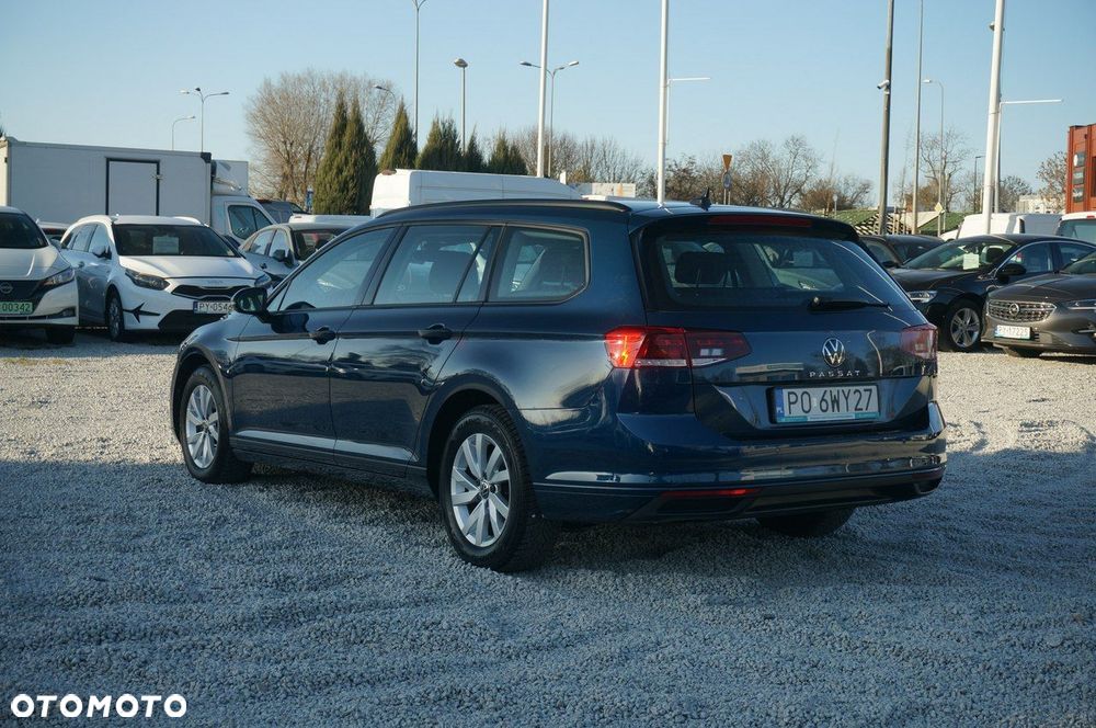 Volkswagen Passat Variant 2.0 TDI EVO Essence - 9