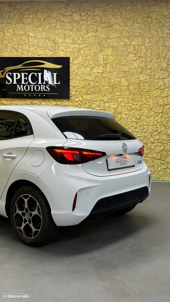 MG MG3 1.5 L Hybrid+ Luxury - 21