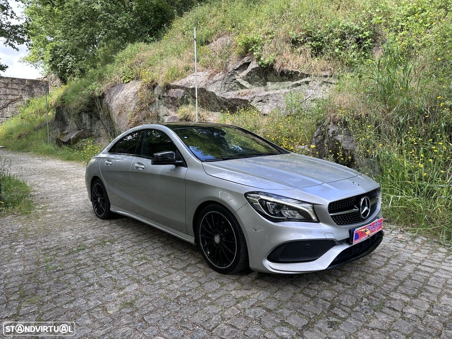 Mercedes-Benz CLA 200 d AMG Line - 4
