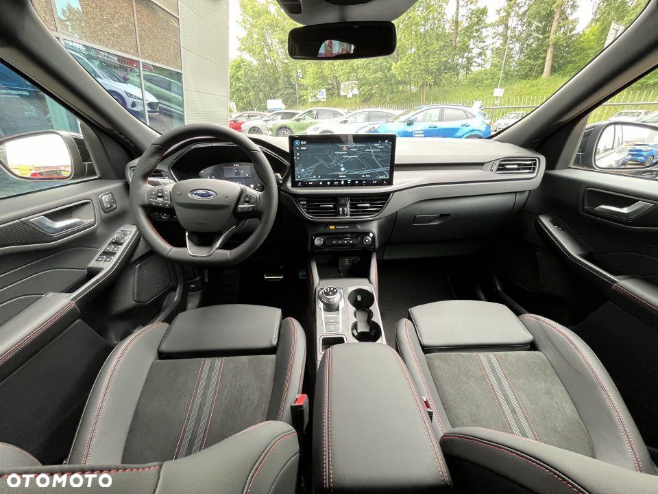 Ford Kuga - 9
