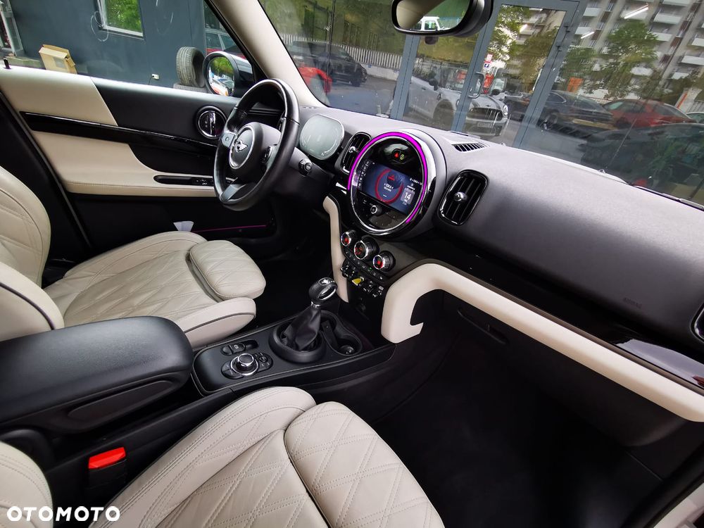 MINI Countryman Cooper SE ALL4 - 24