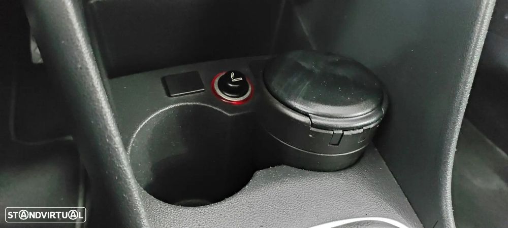 VW Polo 1.0 Confortline - 32