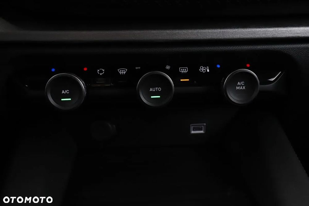 Citroën C5X 1.2 PureTech Feel EAT8 - 21