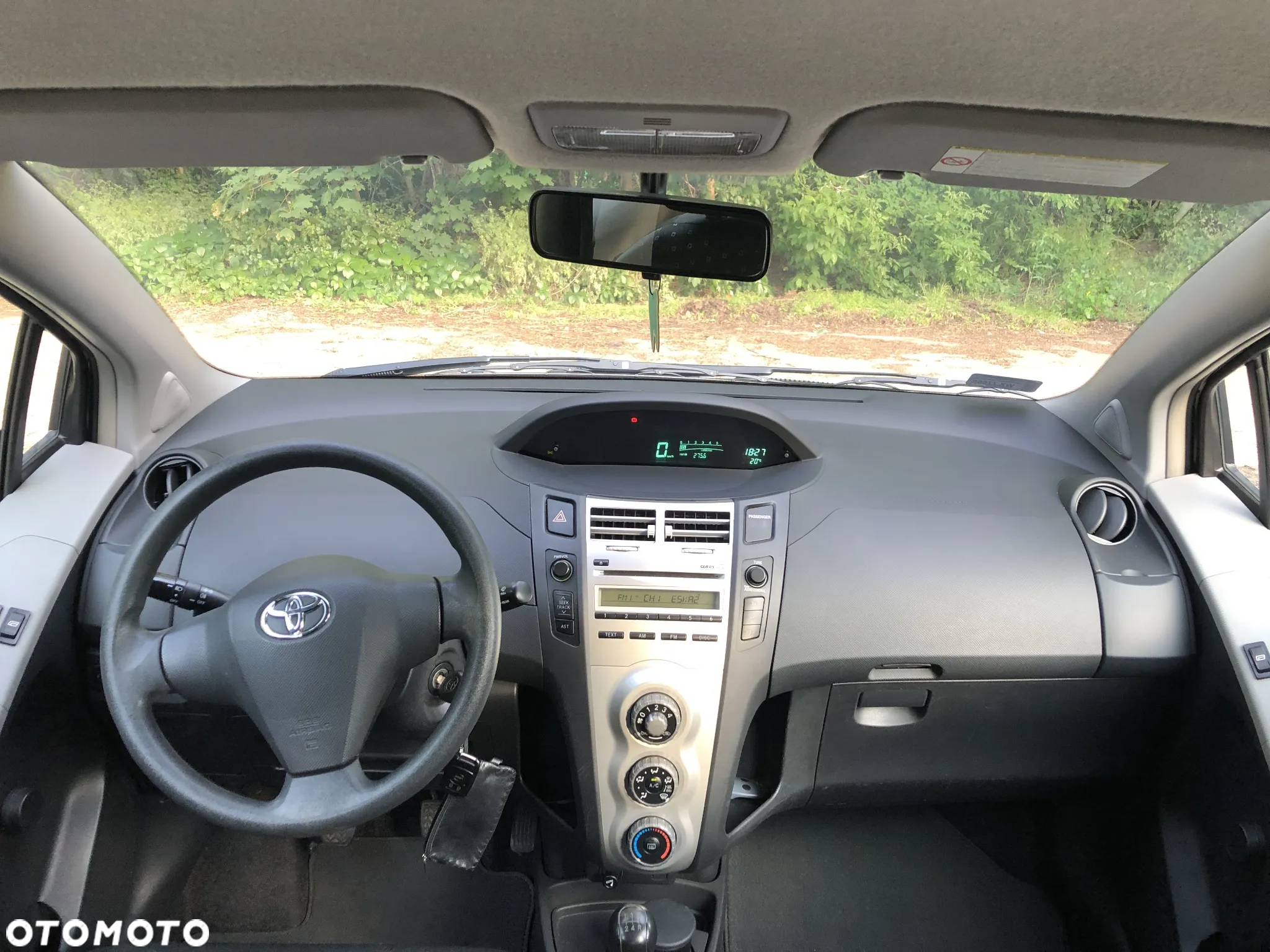 Toyota Yaris - 2