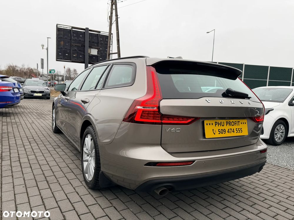 Volvo V60 B3 B Momentum Core - 12