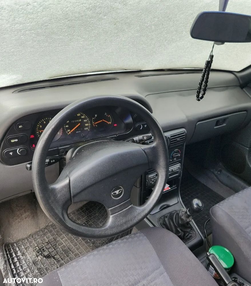 Daewoo Espero 1.8CD - 11