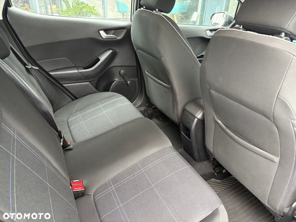 Ford Fiesta - 15