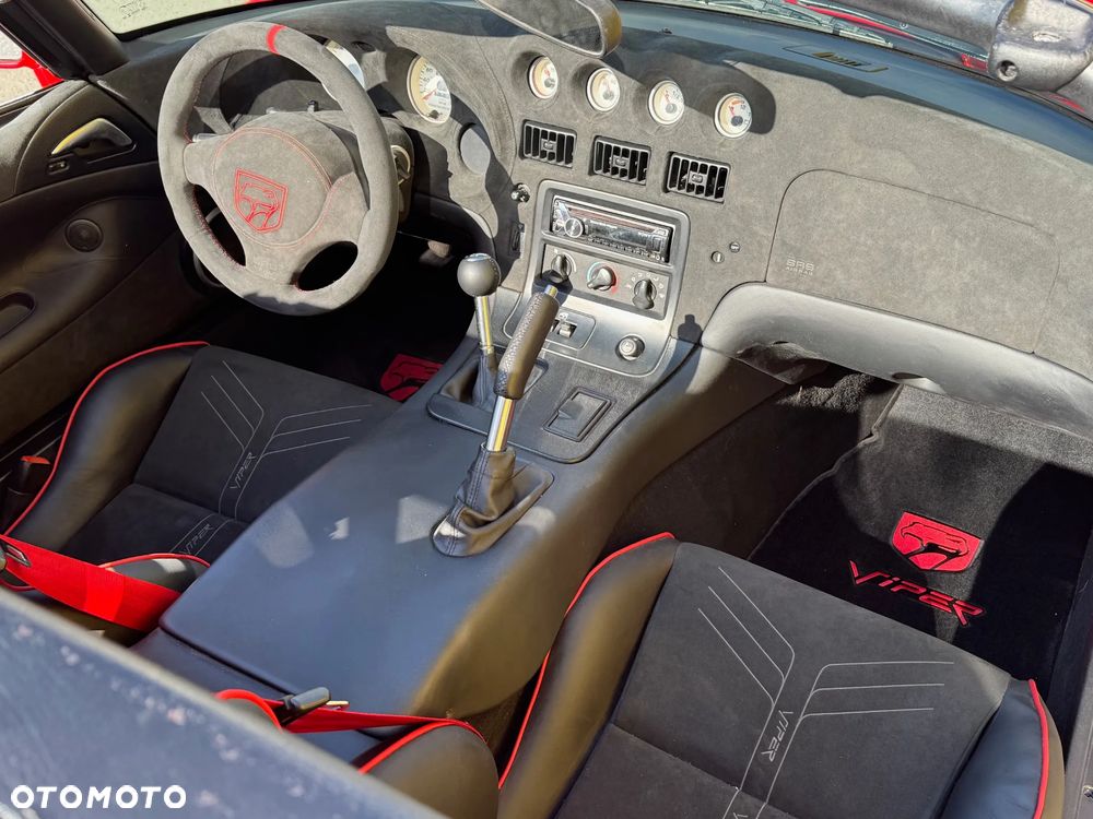 Dodge Viper - 11