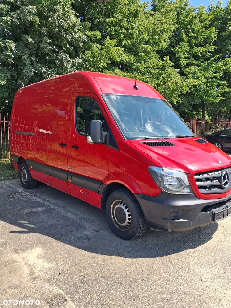 Mercedes-Benz Sprinter - 2