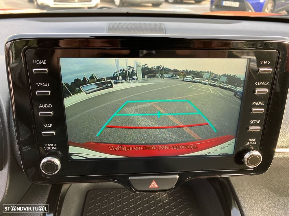 Toyota Yaris Cross 1.5 HDF Comfort Plus - 25