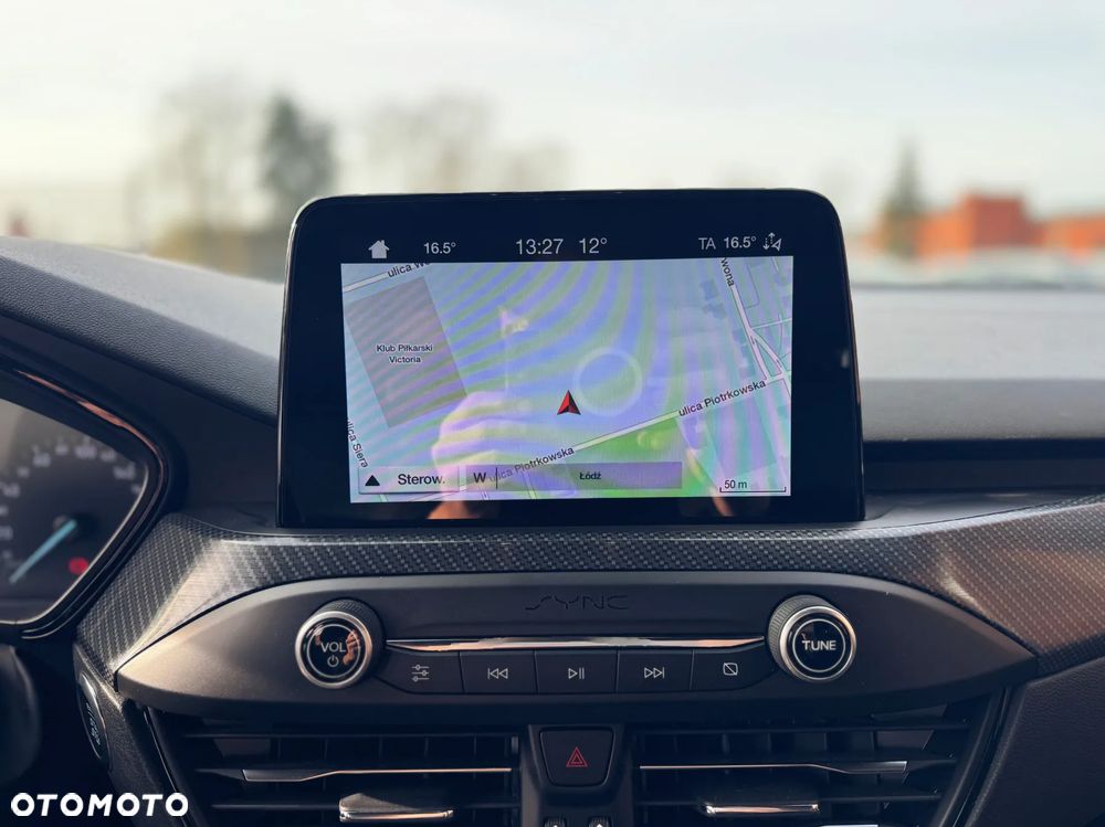 Ford Focus 1.5 EcoBlue Start-Stopp-System ST-LINE X - 22