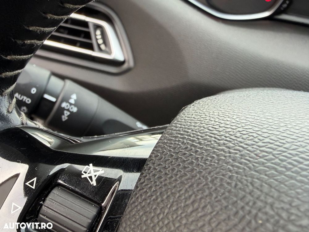 Peugeot 308 BlueHDi 130 Stop & Start Style - 20