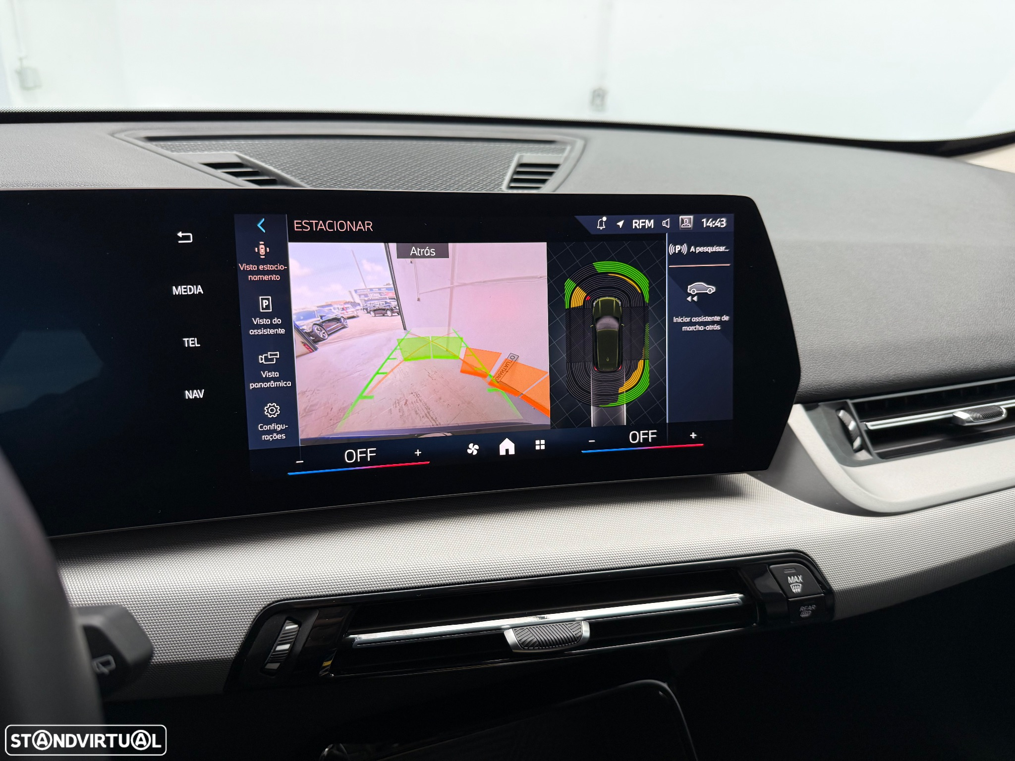 BMW iX1 xDrive30 - 14