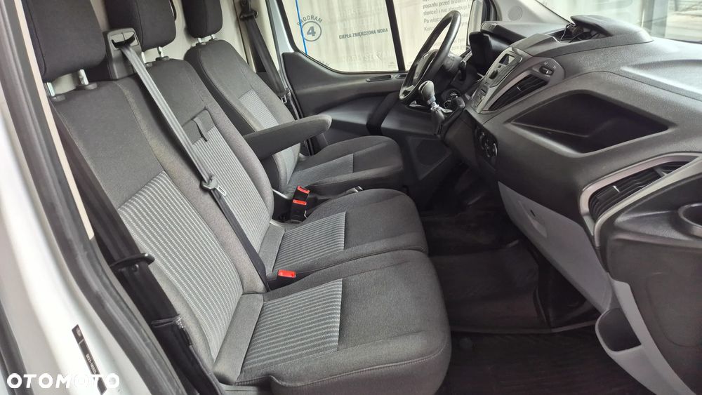 Ford Transit Custom - 28