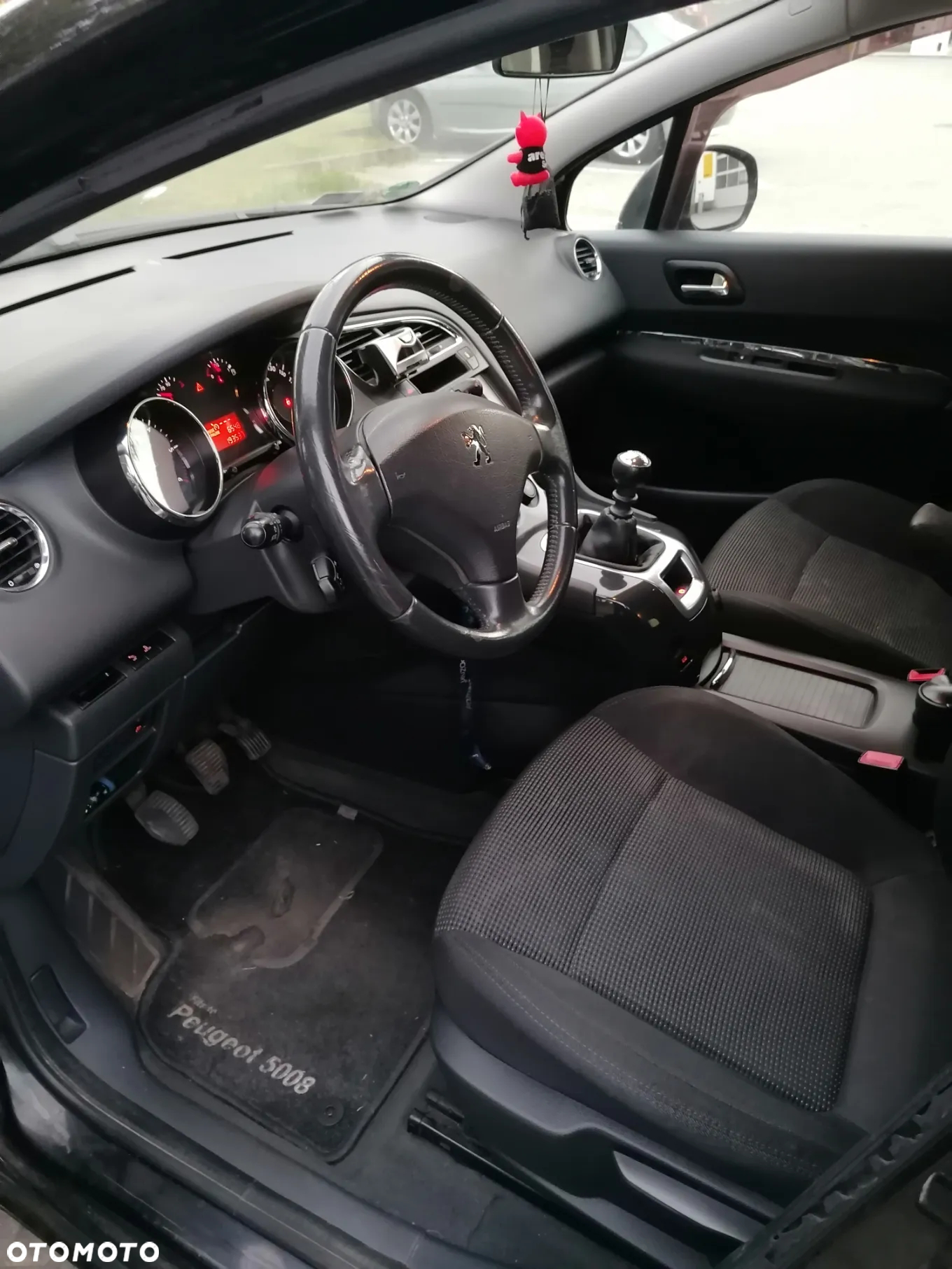Peugeot 5008 - 12