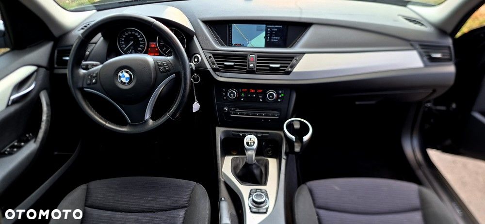 BMW X1 sDrive18d xLine - 10