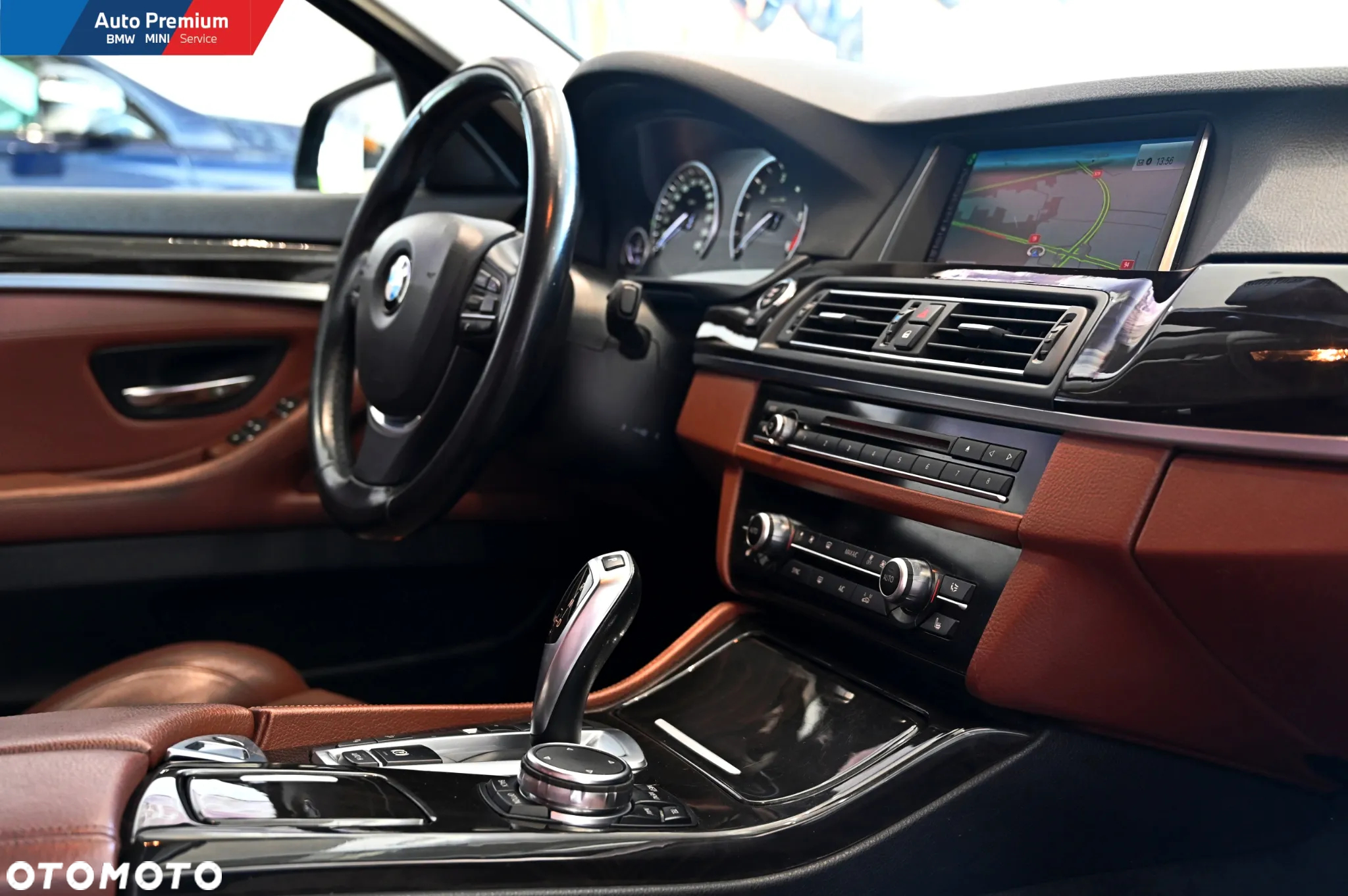 BMW Seria 5 525d xDrive Luxury Line - 14
