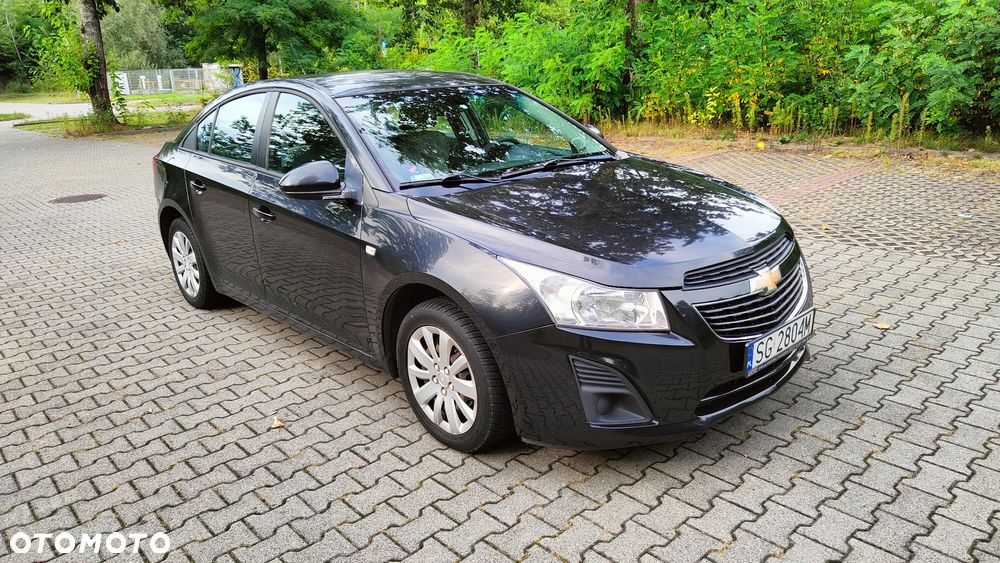 Chevrolet Cruze 1.8 LS+ - 1