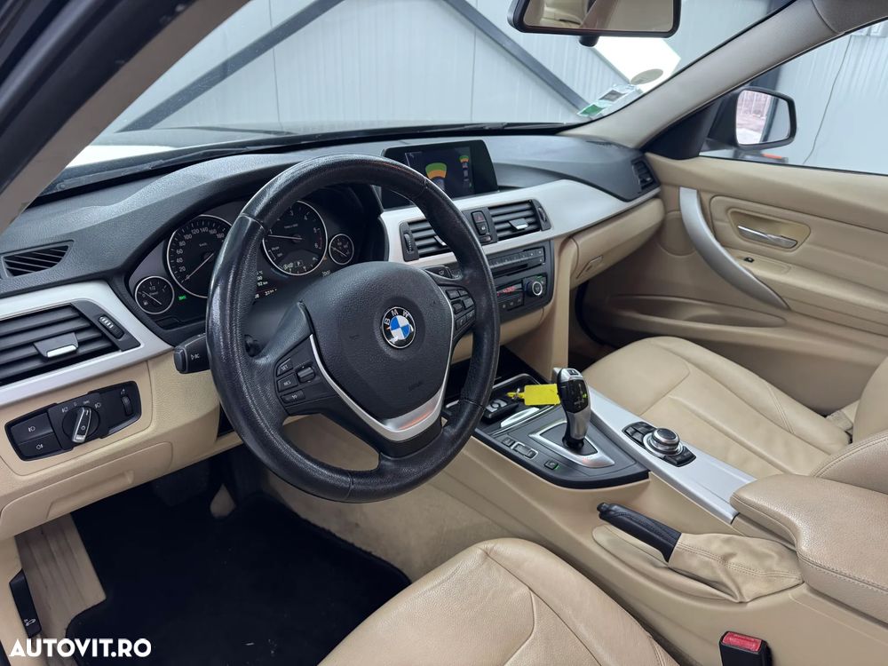 BMW Seria 3 320d Aut. - 19