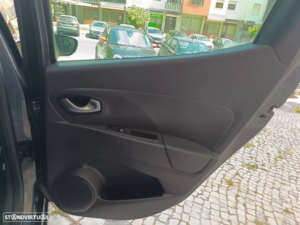 Renault Clio (Energy) TCe 90 Start & Stop LIMITED - 38