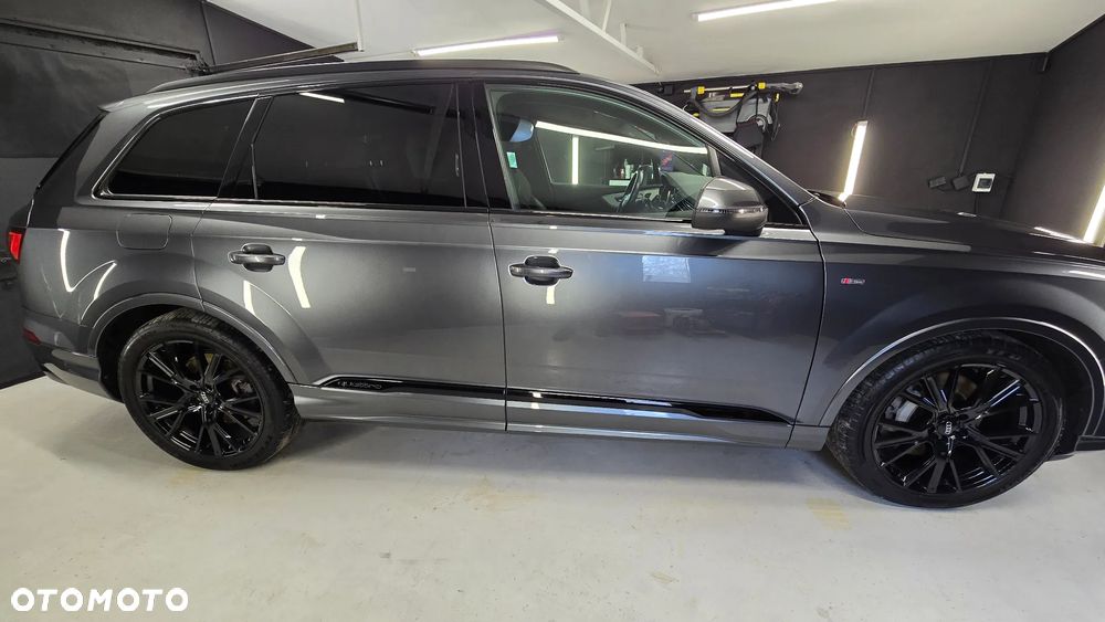 Audi Q7 55 TFSI mHEV Quattro S Line Tiptr - 15