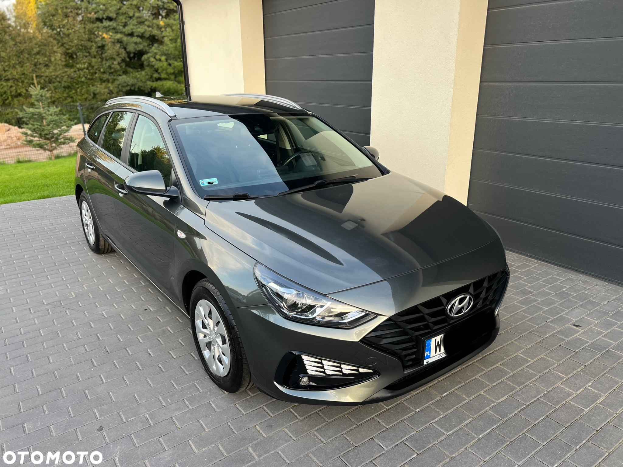 Hyundai i30 1.6 D Classic + - 14