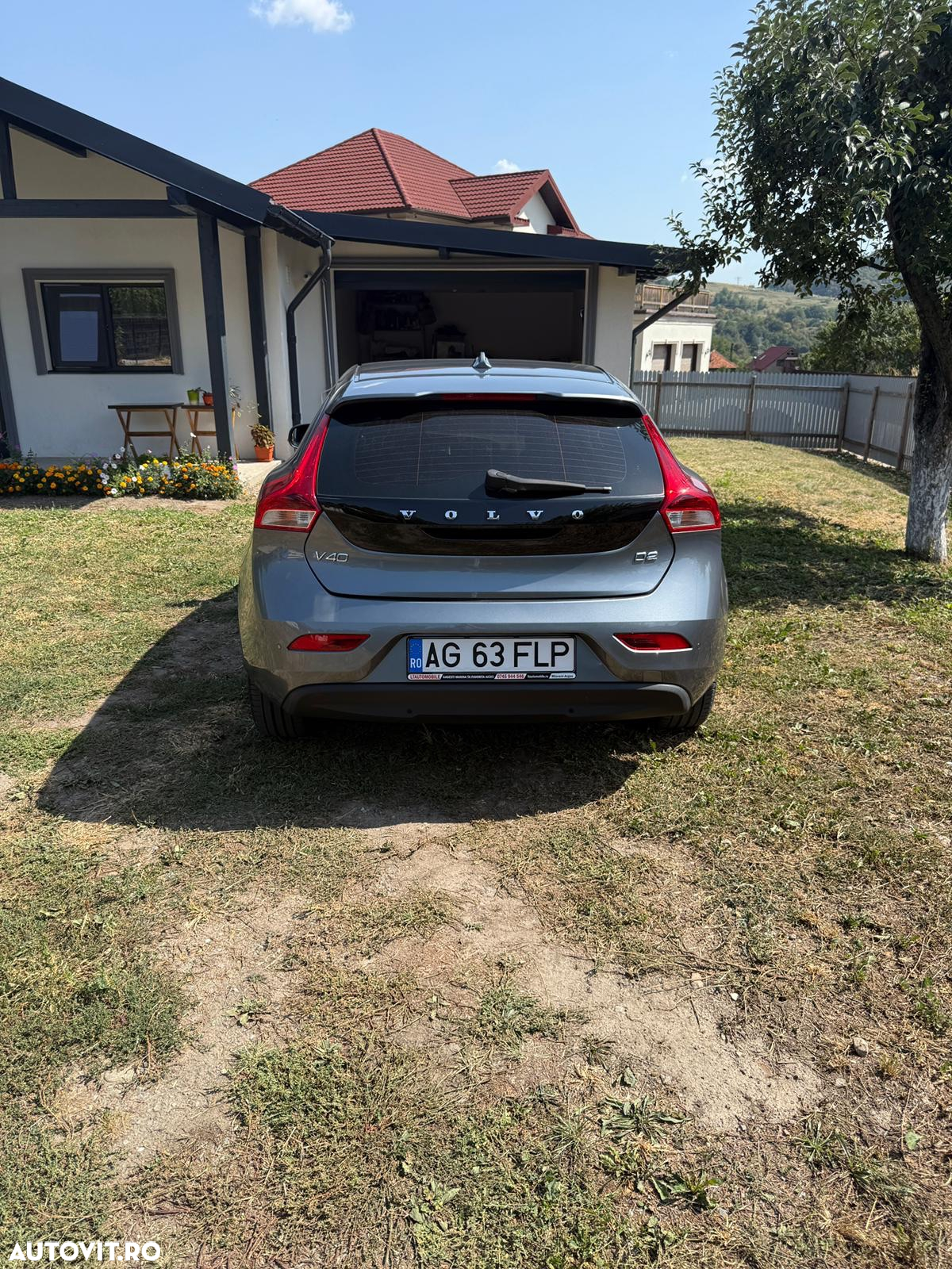 Volvo V40 D2 Momentum - 3
