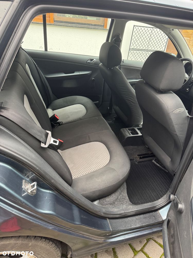 Skoda Fabia 1.4 16V Combi Classic - 18