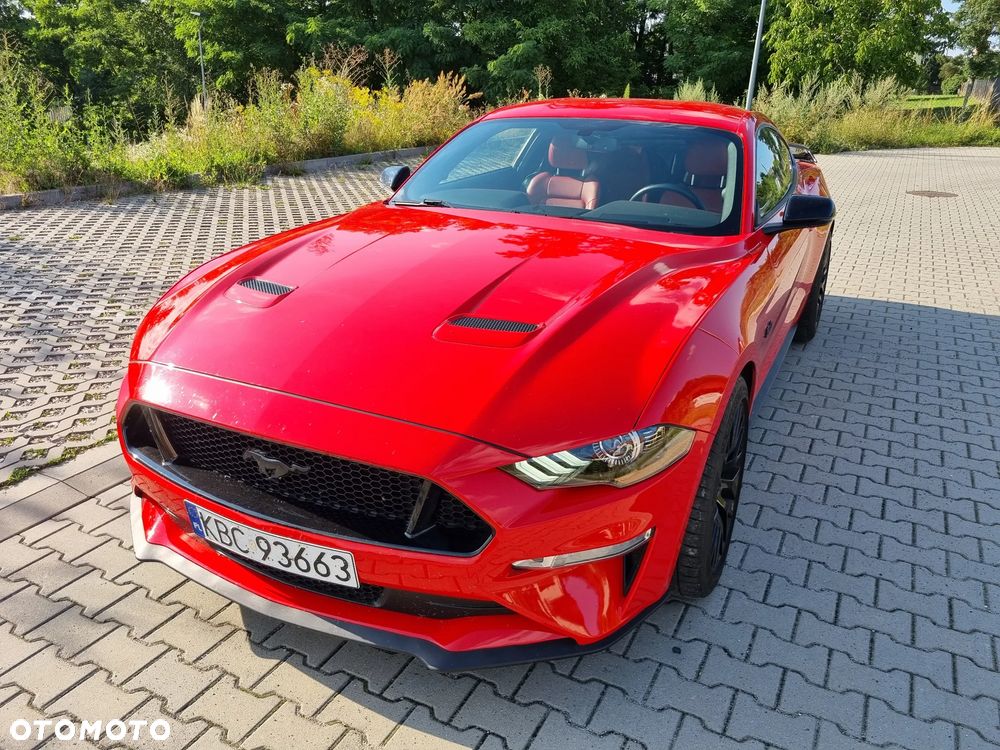 Ford Mustang - 1