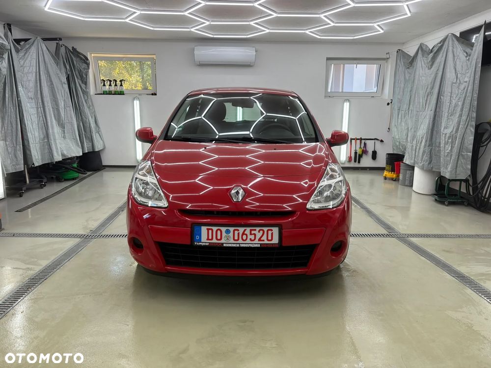 Renault Clio - 1