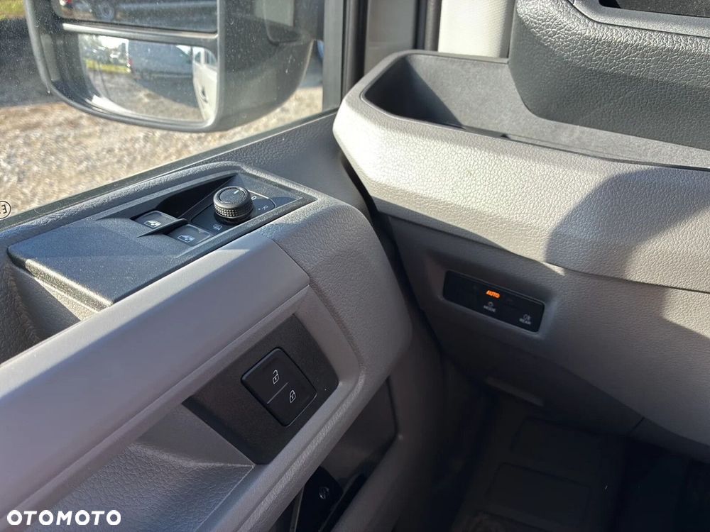 Volkswagen Crafter 35 Brygadówka/Furgon L4H3, 2.0BiTDI 177KM, 4490mm, Wysoki dach - 24