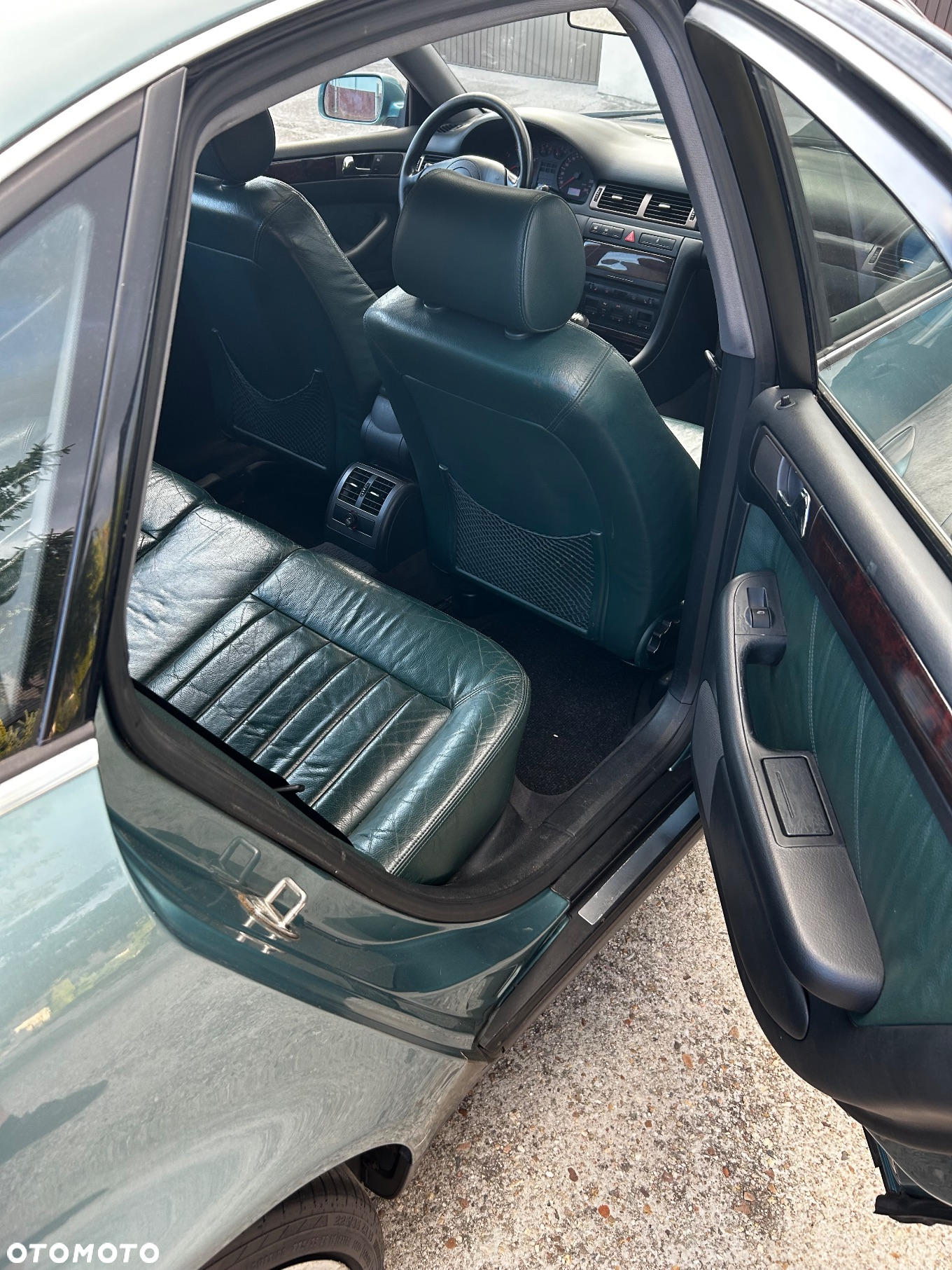 Audi A6 2.4 - 9
