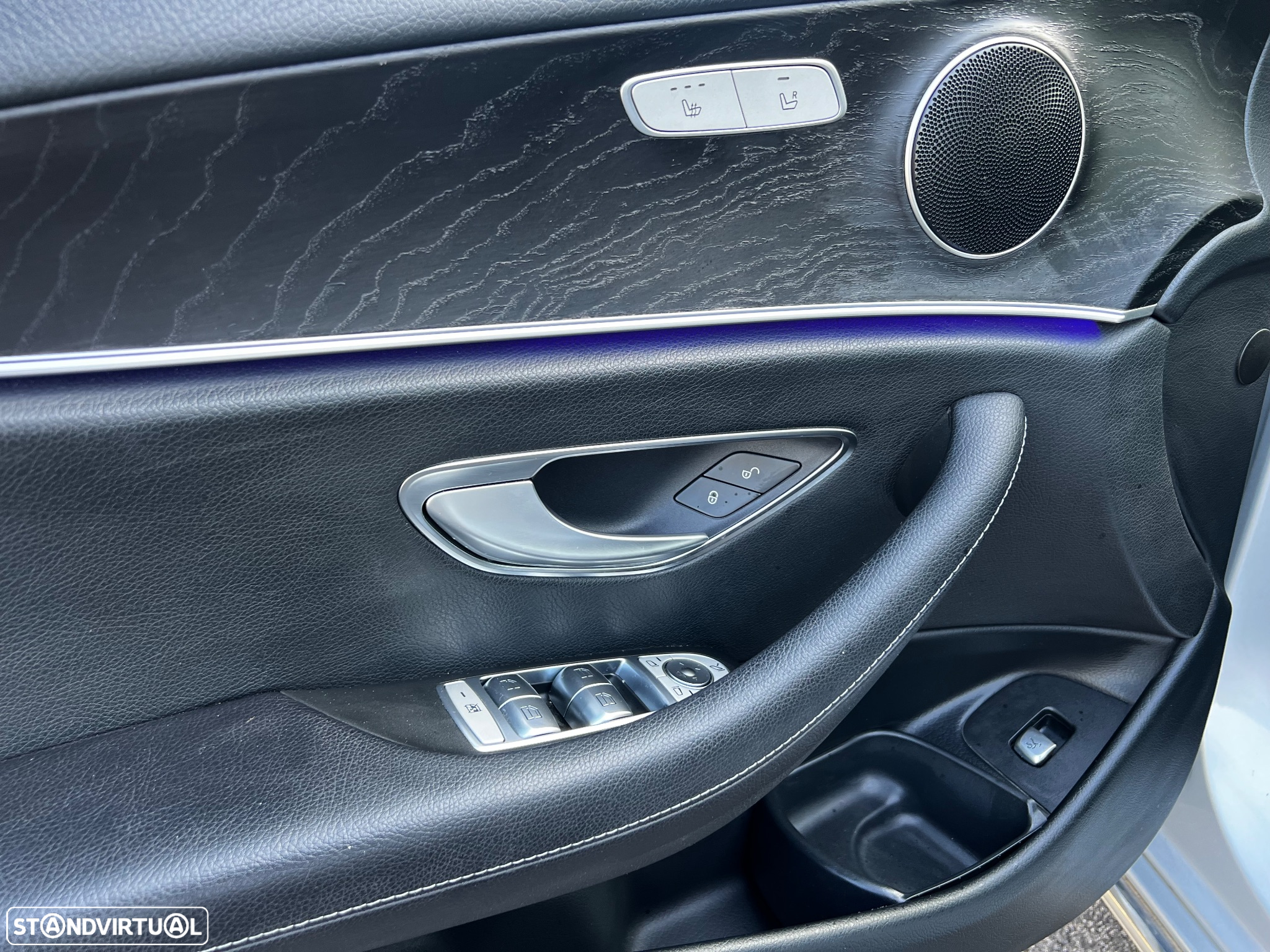 Mercedes-Benz E 220 d Avantgarde - 13